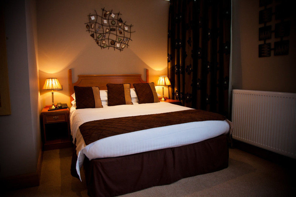 The City Hotel Dunfermline Exterior photo